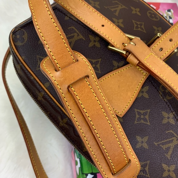 ❗️SOLD❗️🛍Louis Vuitton Jeune Fille GM🛍 - Picture 11 of 16